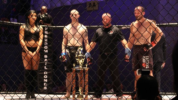 Quelles sont les meilleures stratégies pour développer la résilience mentale chez les combattants de MMA?